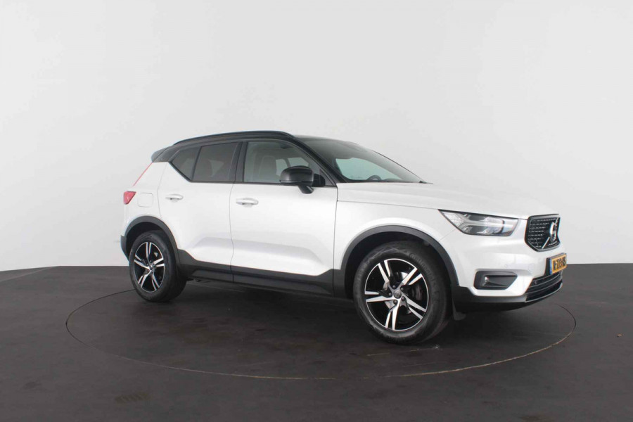 Volvo XC40 1.5 T3 R-Design > Trekhaak/H&K/Zwart dak/Winterpakket pro...