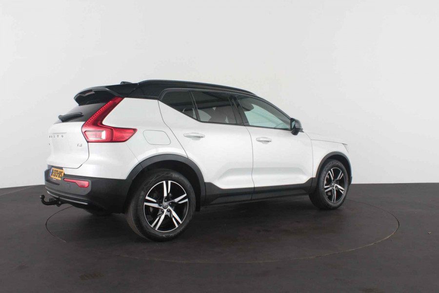 Volvo XC40 1.5 T3 R-Design > Trekhaak/H&K/Zwart dak/Winterpakket pro...