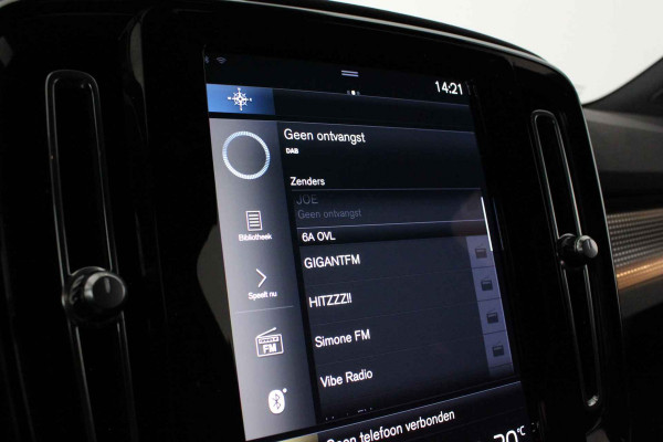 Volvo XC40 1.5 T3 R-Design > Trekhaak/H&K/Zwart dak/Winterpakket pro...