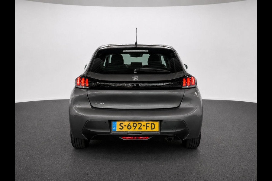 Peugeot 208 1.2 PureTech Active Pack Navigatie Apple CarPlay Android Auto Parkeerhulp achter Cruise Control Airco Bluetooth All Season banden Lichtmetalen velgen
