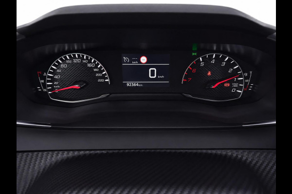 Peugeot 208 1.2 PureTech Active Pack Navigatie Apple CarPlay Android Auto Parkeerhulp achter Cruise Control Airco Bluetooth All Season banden Lichtmetalen velgen