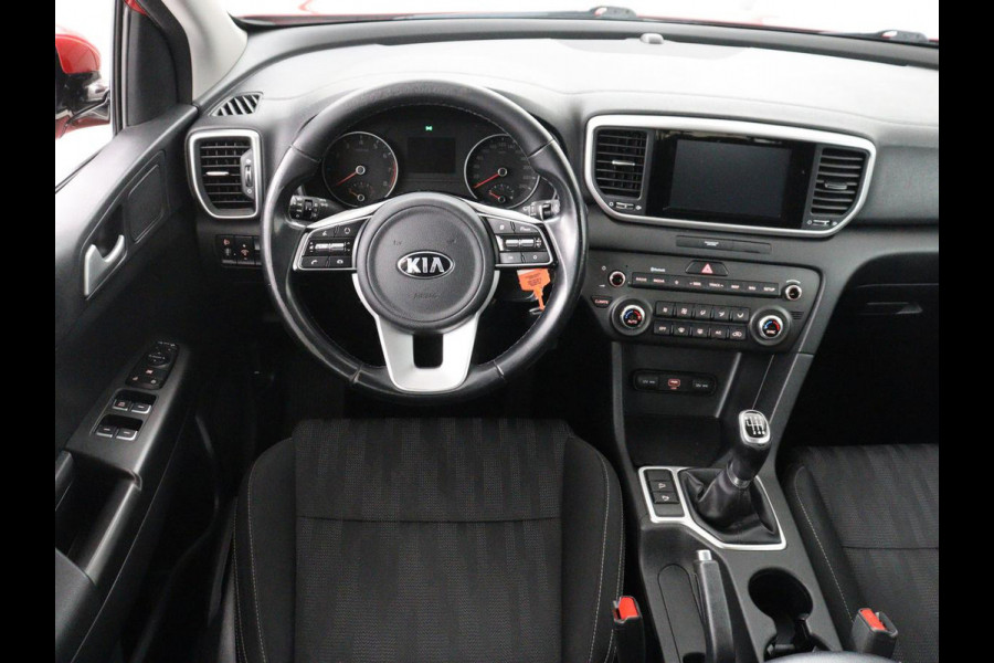 Kia Sportage 1.6 GDI DynamicLine | Cruise control | Navigatie | Carplay | Climate control | Park assist | Trekhaak