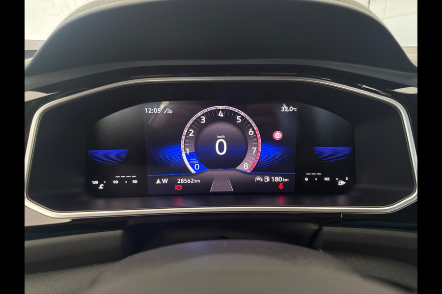Volkswagen T-Roc TSI 110PK R-LINE BUSINESS CAMERA/MASSAGE/IQ.LIGHT
