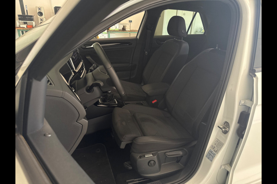Volkswagen T-Roc TSI 110PK R-LINE BUSINESS CAMERA/MASSAGE/IQ.LIGHT
