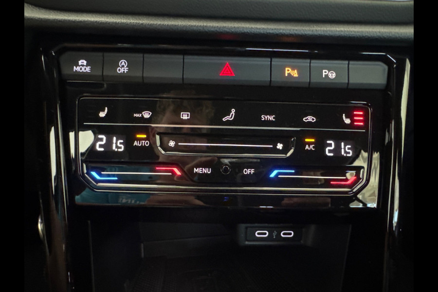 Volkswagen T-Roc TSI 110PK R-LINE BUSINESS CAMERA/MASSAGE/IQ.LIGHT