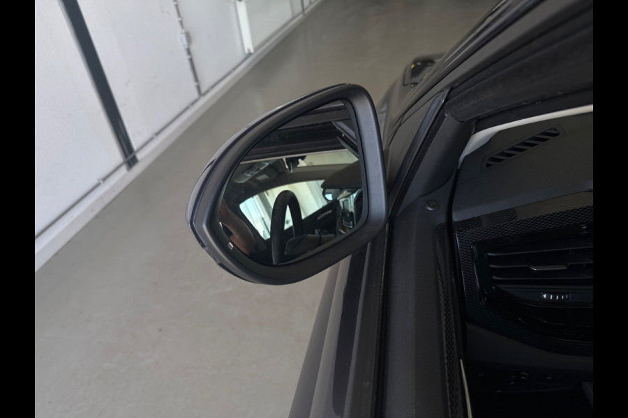 Volkswagen Taigo TSI 110PK LIFE CARPLAY/TREKHAAK/PARKEERSENSOREN