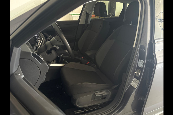 Volkswagen Taigo TSI 110PK LIFE CARPLAY/TREKHAAK/PARKEERSENSOREN