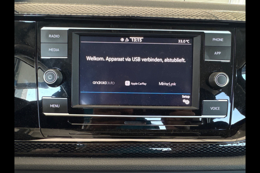 Volkswagen Taigo TSI 110PK LIFE CARPLAY/TREKHAAK/PARKEERSENSOREN