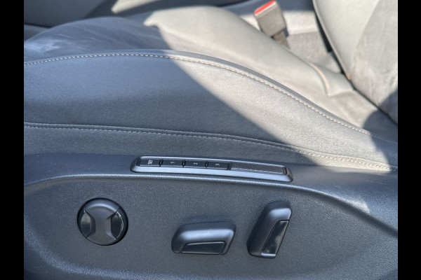 CUPRA Terramar 1.5 TSIe 150PK DSG BUSINESS HEAD-UP/NAVI/CAMERA/LEDER/MATRIX