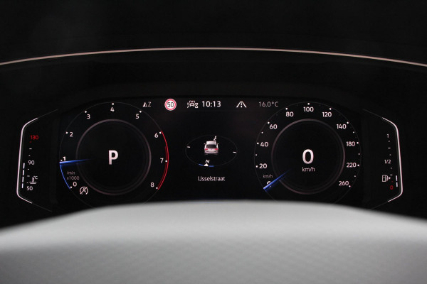 Volkswagen Tiguan Allspace 1.5 TSI 150pk DSG Move 7p. Navigatie Apple Carplay/Android Auto Wireless Trekhaak Parkeersensoren Camera Adaptive Cruise Control Stoel-en stuurverwarming Climate Control