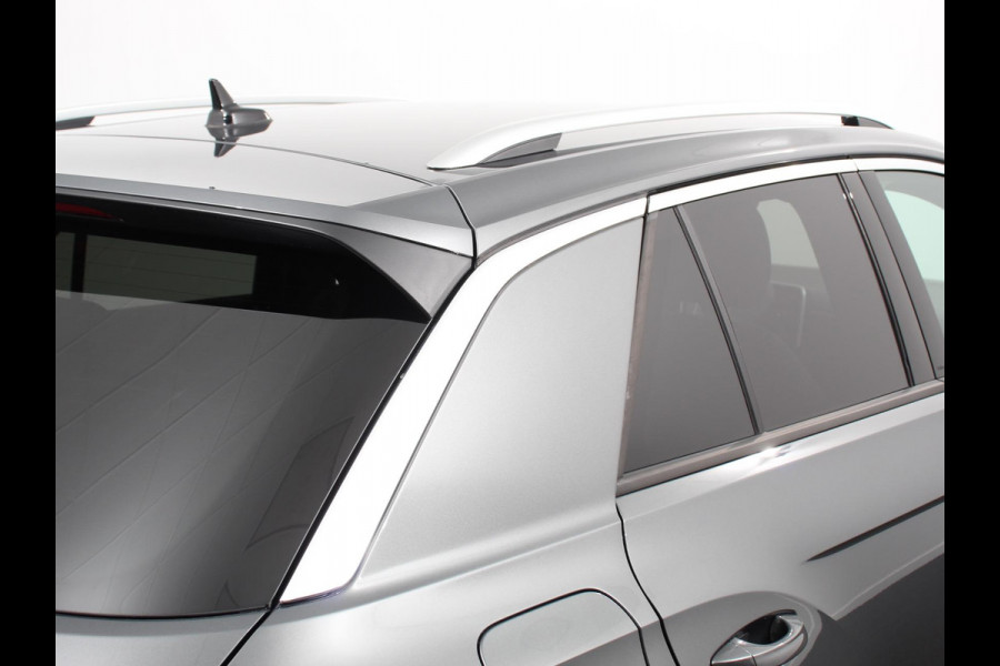 Volkswagen T-Roc 1.5 TSI 150pk DSG R-Line Navigatie Apple Carplay/Android Auto Parkeersensoren Camera Adaptive Cruise Control Dab Digitale Cockpit