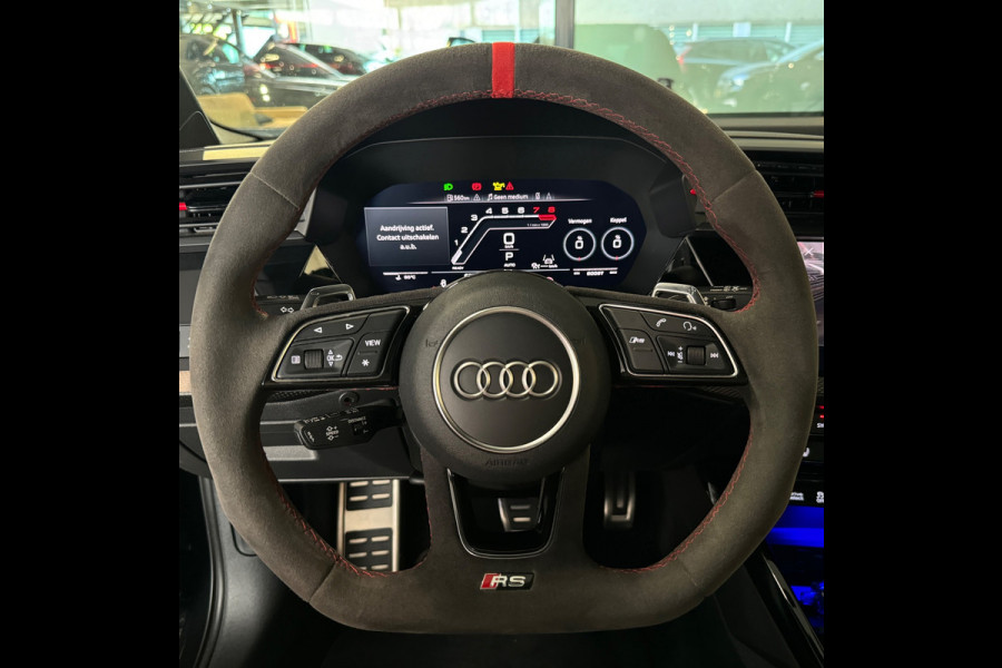 Audi RS3 Sportback 2.5 TFSI quattro Pano|HuD|Keyless|Memory|B&O|Sfeer