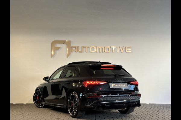 Audi RS3 Sportback 2.5 TFSI quattro Pano|HuD|Keyless|Memory|B&O|Sfeer