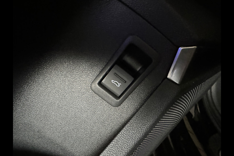 Audi RS3 Sportback 2.5 TFSI quattro Pano|HuD|Keyless|Memory|B&O|Sfeer