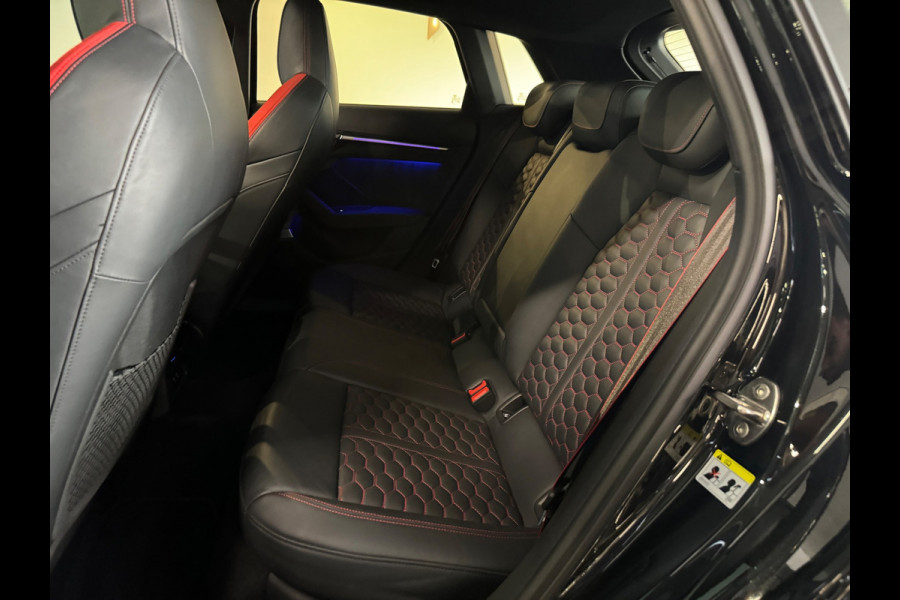 Audi RS3 Sportback 2.5 TFSI quattro Pano|HuD|Keyless|Memory|B&O|Sfeer