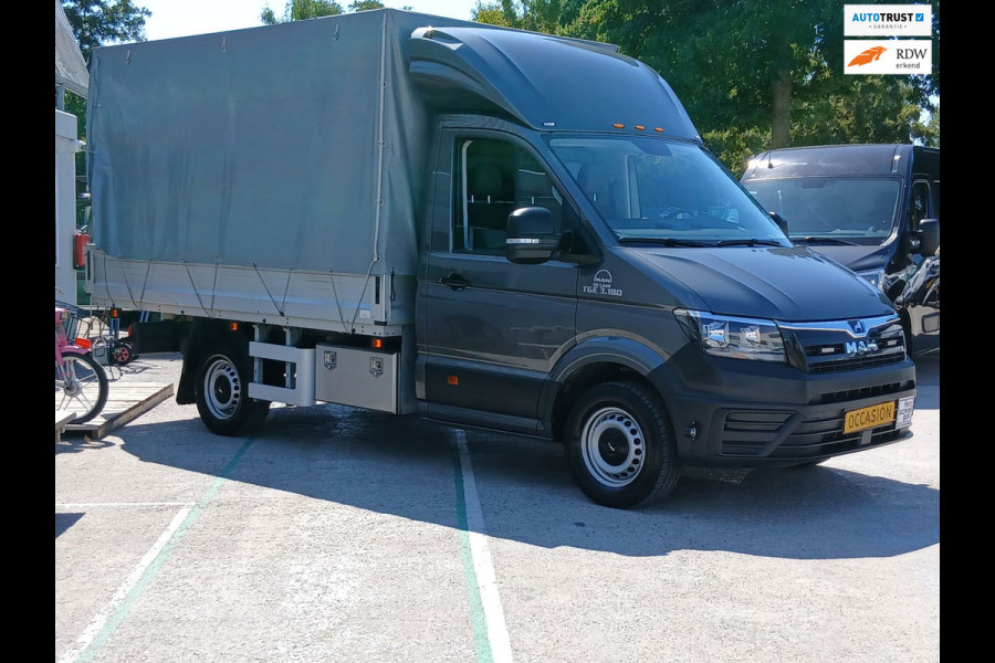 MAN TGE 3.180 35 2.0 S PICK UP L3 DSG LUXE 3 PERSONEN