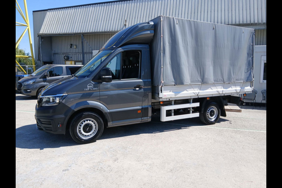 MAN TGE 3.180 35 2.0 S PICK UP L3 DSG LUXE 3 PERSONEN
