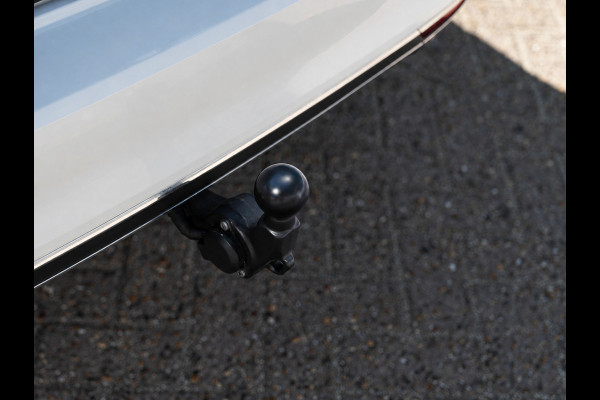 Volkswagen Passat Variant 1.4 TSI GTE | Pano | Leder | Surround View | Trekhaak | BTW