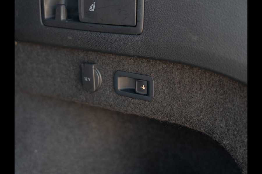 Volkswagen Passat Variant 1.4 TSI GTE | Pano | Leder | Surround View | Trekhaak | BTW
