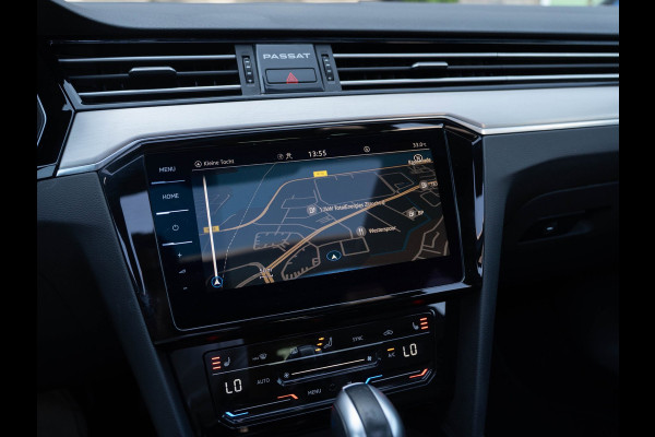 Volkswagen Passat Variant 1.4 TSI GTE | Pano | Leder | Surround View | Trekhaak | BTW