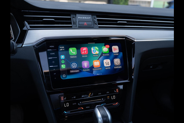 Volkswagen Passat Variant 1.4 TSI GTE | Pano | Leder | Surround View | Trekhaak | BTW