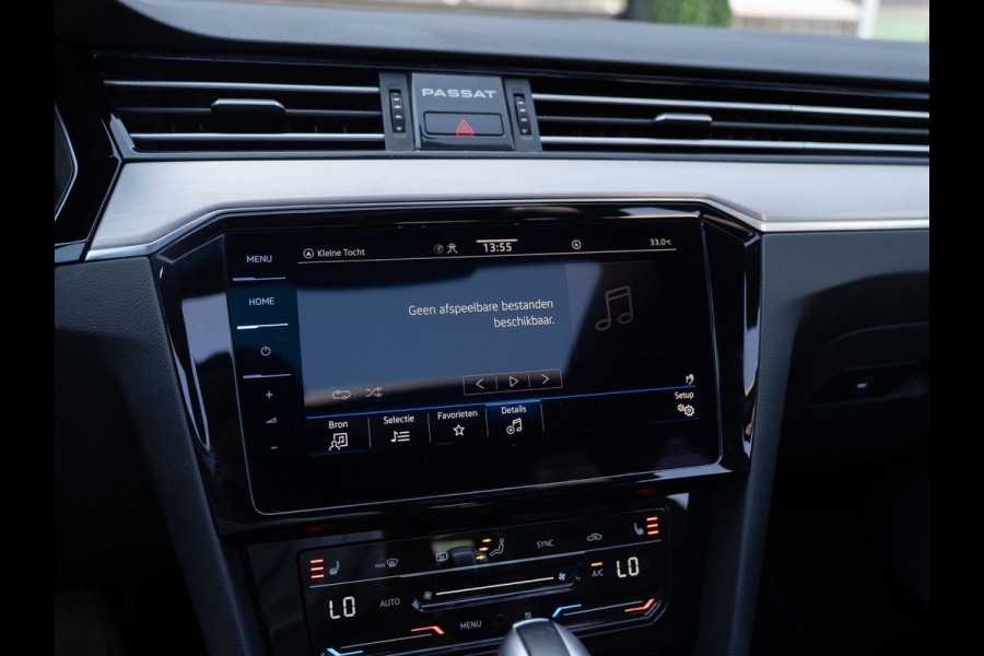 Volkswagen Passat Variant 1.4 TSI GTE | Pano | Leder | Surround View | Trekhaak | BTW