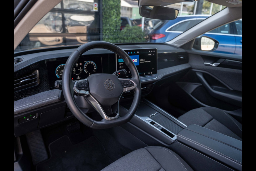 Volkswagen Passat Variant 1.5 150PK eTSI DSG | Comfort Pack | Multimedia Pack | Trekhaak | Nieuwstaat