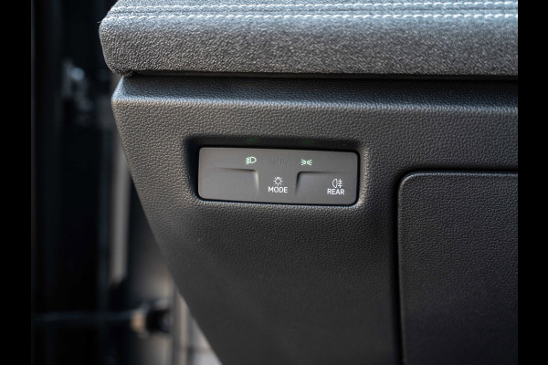 Volkswagen Passat Variant 1.5 150PK eTSI DSG | Comfort Pack | Multimedia Pack | Trekhaak | Nieuwstaat