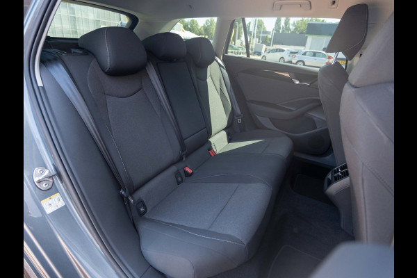 Volkswagen Passat Variant 1.5 150PK eTSI DSG | Comfort Pack | Multimedia Pack | Trekhaak | Nieuwstaat