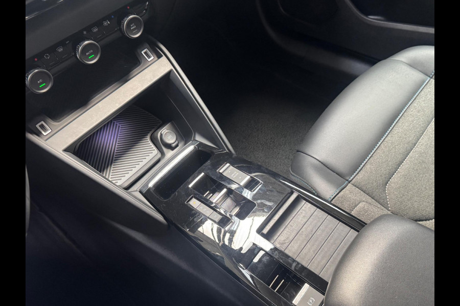 Citroën C4 1.2 PT 130 EAT8 Feel | Comfort seats | Navi | Nieuwe distributieriem | Prijs is rijklaar incl. garantie