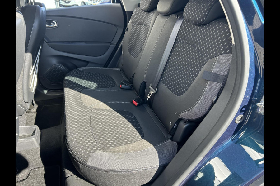 Renault Captur 1.3 TCe 150 Intens | Automaat| Trekhaak| Achteruitrijcamera|