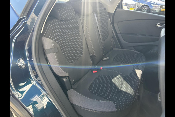 Renault Captur 1.3 TCe 150 Intens | Automaat| Trekhaak| Achteruitrijcamera|