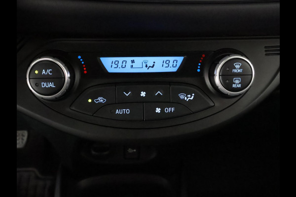Toyota Yaris 1.5 Hybrid Y20 EXCLUSIVE EDITION GARANTIE TOT 2030 NAVI.CAMERA.KEYLESS.CRUISE.PDC
