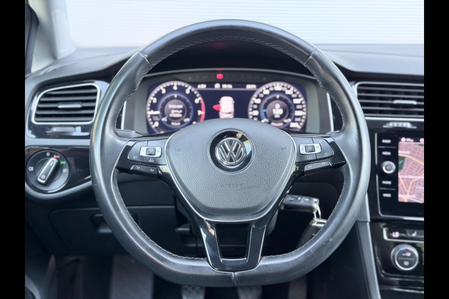 Volkswagen Golf 1.0 TSI R-Line Virtual/AppleCarPlay/Acc