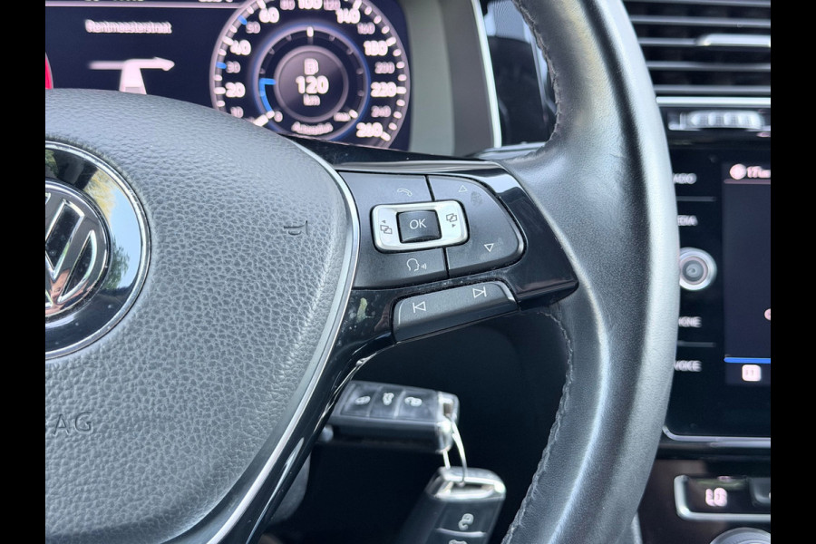 Volkswagen Golf 1.0 TSI R-Line Virtual/AppleCarPlay/Acc