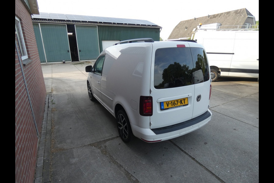Volkswagen Caddy 2.0 TDI L1H1 Highline* aut* leder*navi/cam*