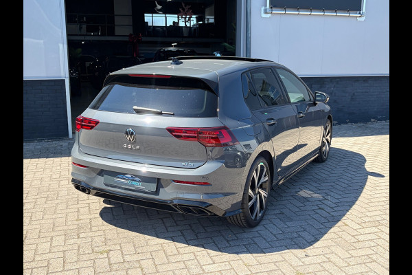 Volkswagen Golf 1.5 eTSI R-Line|IQ|Pano|ACC|Alarm|Keyless|Trekhaak