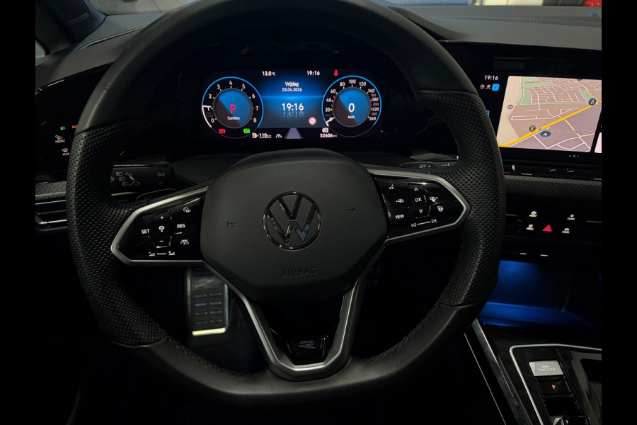 Volkswagen Golf 1.5 eTSI R-Line|IQ|Pano|ACC|Alarm|Keyless|Trekhaak