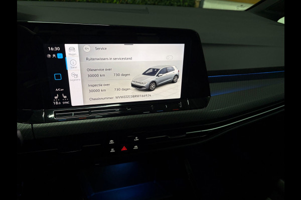 Volkswagen Golf 1.5 eTSI R-Line|IQ|Pano|ACC|Alarm|Keyless|Trekhaak