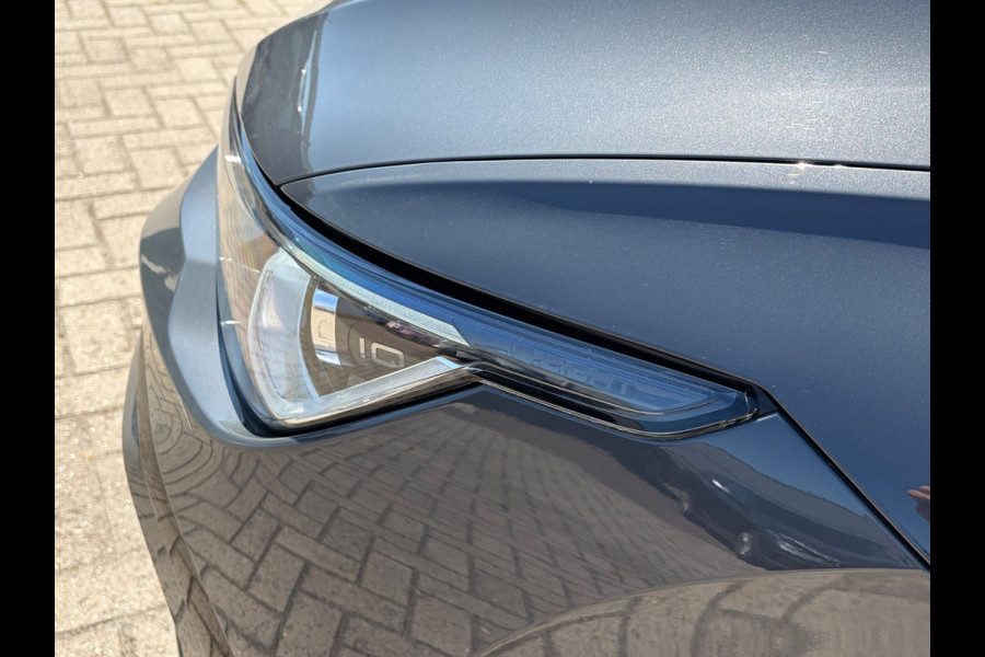 Volkswagen Golf 1.5 eTSI R-Line|IQ|Pano|ACC|Alarm|Keyless|Trekhaak