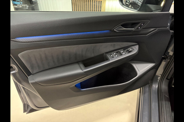 Volkswagen Golf 1.5 eTSI R-Line|IQ|Pano|ACC|Alarm|Keyless|Trekhaak