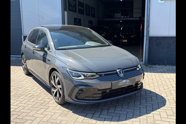 Volkswagen Golf 1.5 eTSI R-Line|IQ|Pano|ACC|Alarm|Keyless|Trekhaak