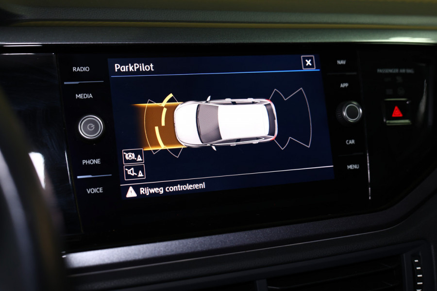 Volkswagen Polo 1.0 TSI Highline NAVI R line interieur NAVI CLIMA STOELVW PDC'18