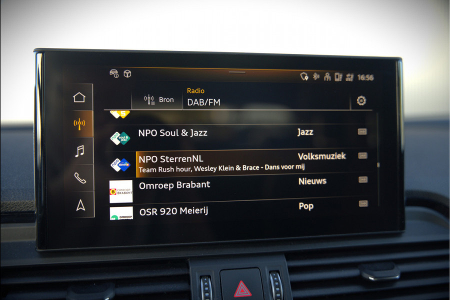 Audi Q5 50 TFSI e S edition Competition S-Line | Panoramadak | Stoelverwarming | Keyless | Matrix LED | Camera | Apple Carplay | Navigatie | Cruise Control | Ambiance Verlichting | SOH 100%