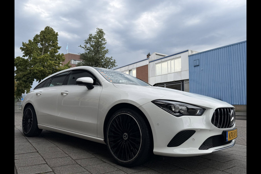 Mercedes-Benz CLA-Klasse Shooting Brake 180 Advantage Digitaal Dashboord I Navigatie / Apple CarPlay I 1/2 Leer I Dealer onderh.
