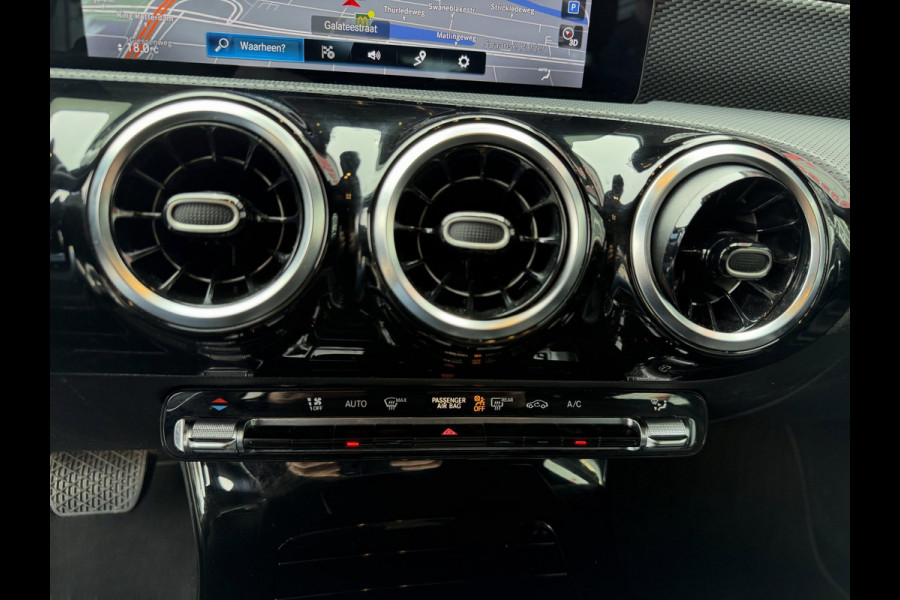 Mercedes-Benz CLA-Klasse Shooting Brake 180 Advantage Digitaal Dashboord I Navigatie / Apple CarPlay I 1/2 Leer I Dealer onderh.