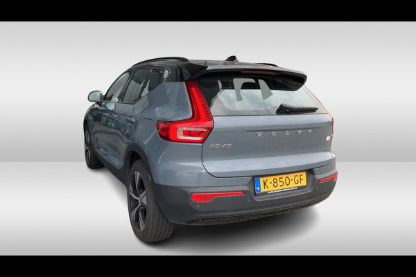 Volvo XC40 Recharge P8 AWD R-Design / Trekhaak / Panoramadak / Camera / Keyless / Harman Kardon / 19'' / Half leder / Stuur+Stoelverwarming / DAB / Dodehoek / ACC