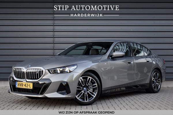 BMW i5 eDrive40 M Sport 84 kWh | Orig. NL | Driving Assistant Plus | Lederen Bekleding | Ambient verlichting |