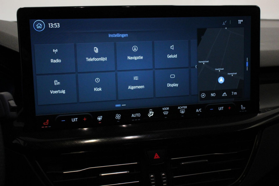 Ford Focus 1.0 ST Line X 125 Pk Automaat Panoramadak Navigatie Camera Lane/Side Assist Adaptive Cruise Control Apple Carplay/Android Auto Stoelverwarming Automaat Extra Getint Glas
