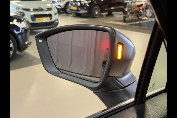 Seat Tarraco 1.4 TSI e-Hybrid PHEV FR Business FABRIEKSGARANTIE 03-2028 20"/Panoramadak/Trekhaak/360 camera/Keyless/Dodehoek/Elektrische klep/Stuur + stoelverwarming v+a